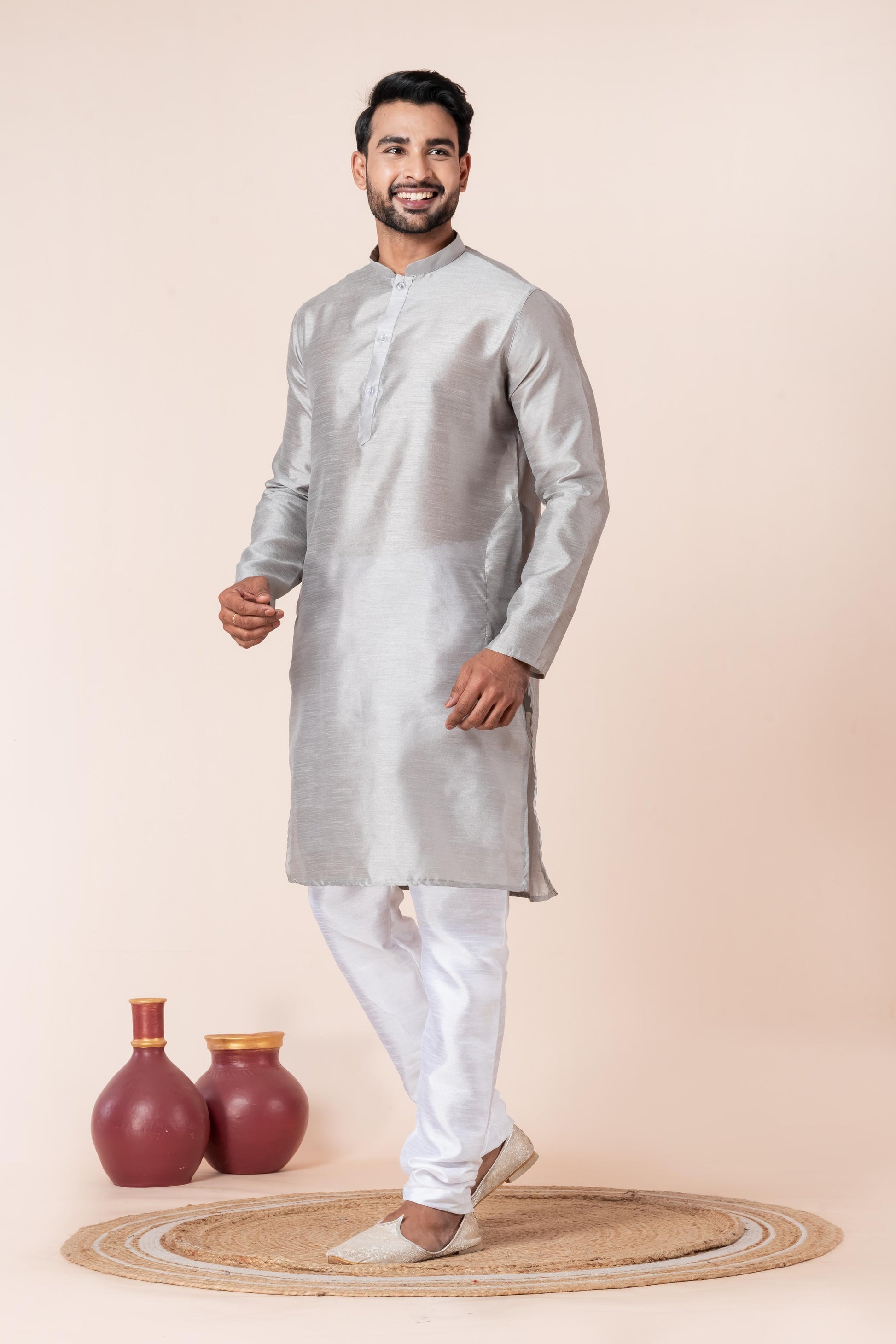 Zavaya Men Grey Solid Banarasi Silk Kurta - Dista