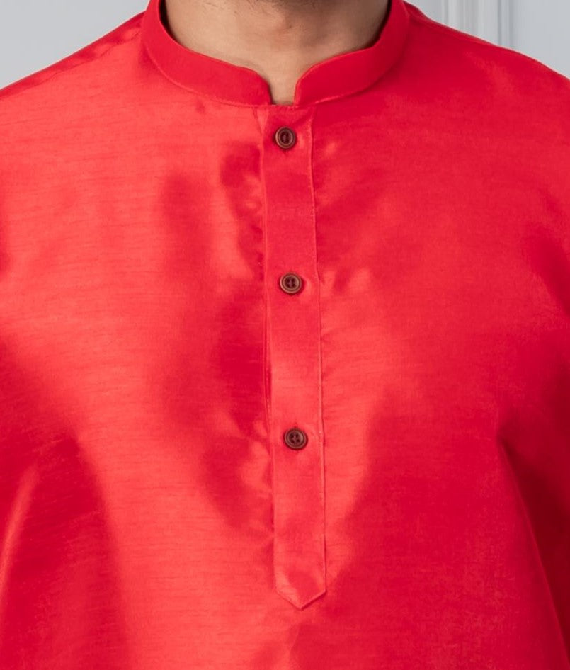 Zavaya Men Red Solid Banarasi Silk Kurta - Dista