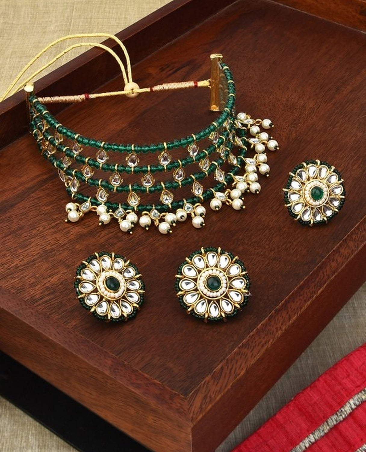Jewel City Indian Gold-Plated & Green Alloy Gold-Plated Kundan-Studded & Beaded Jewellery Set