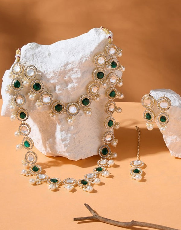 Jewel City Indian Kundan Gold-Plated Austrian Diamonds Studded & Beaded Jewellery Set