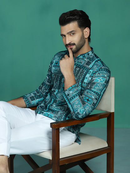 Zavaya Green Geometric Ethnic Print Rayon Short Kurta for Men - Dista