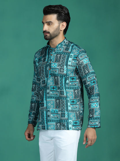 Zavaya Green Geometric Ethnic Print Rayon Short Kurta for Men - Dista
