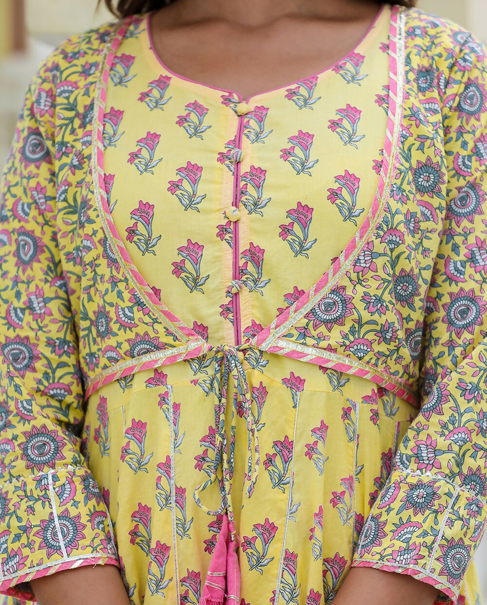 Kaajh Women's Yellow Floral Paplum Kurta Sharara Set With Dupatta - Distacart