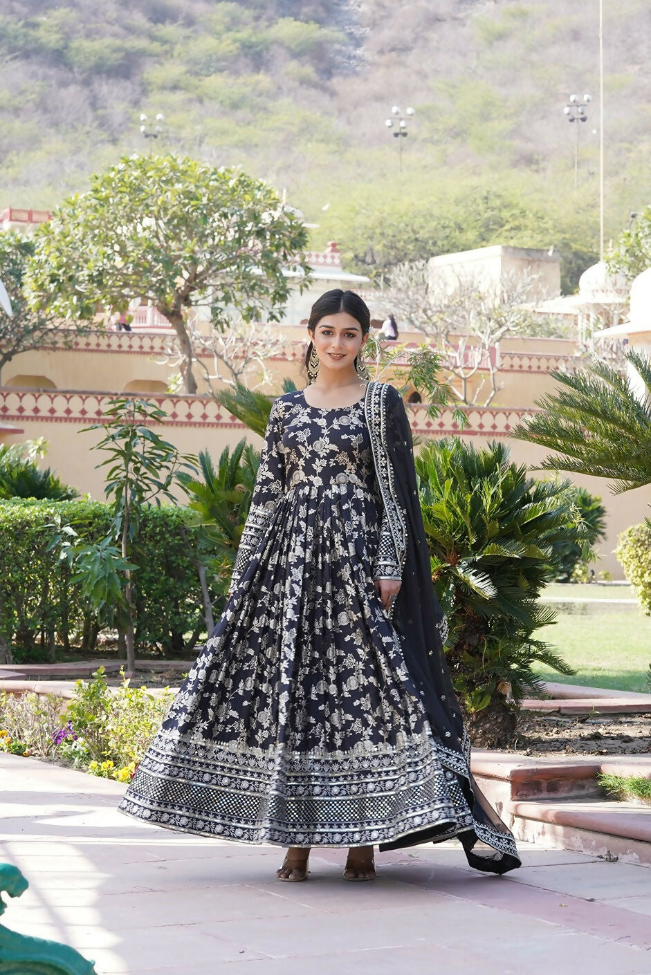 Joban Fashion Black Viscose Jacquard Sequence Embroidery Work Kurta Set