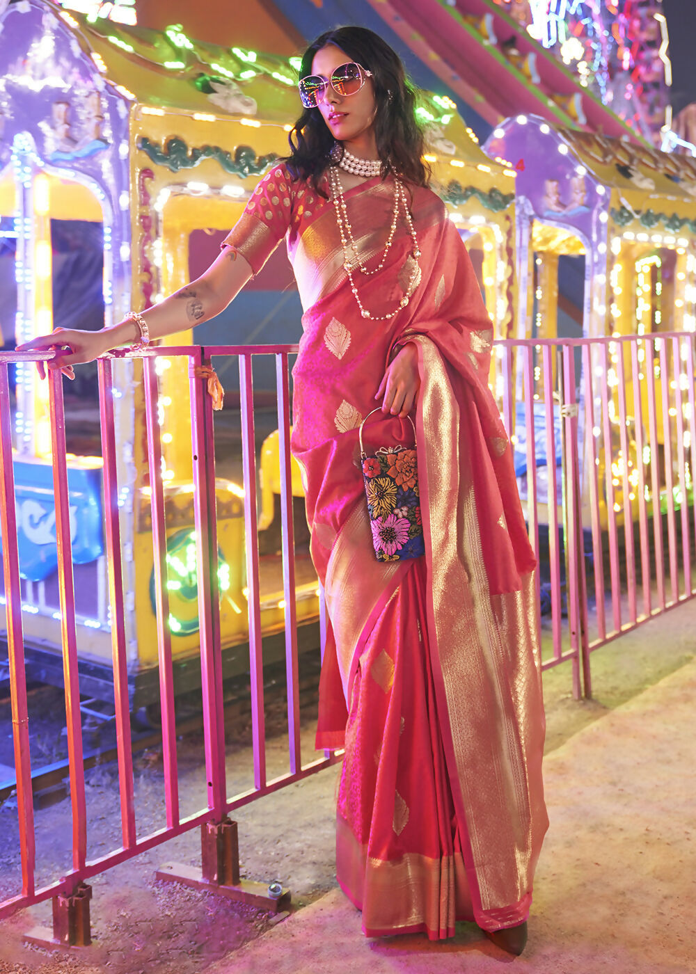 Beautiful Hot Pink Handloom Weaving Silk Saree - Emponline - Distacart