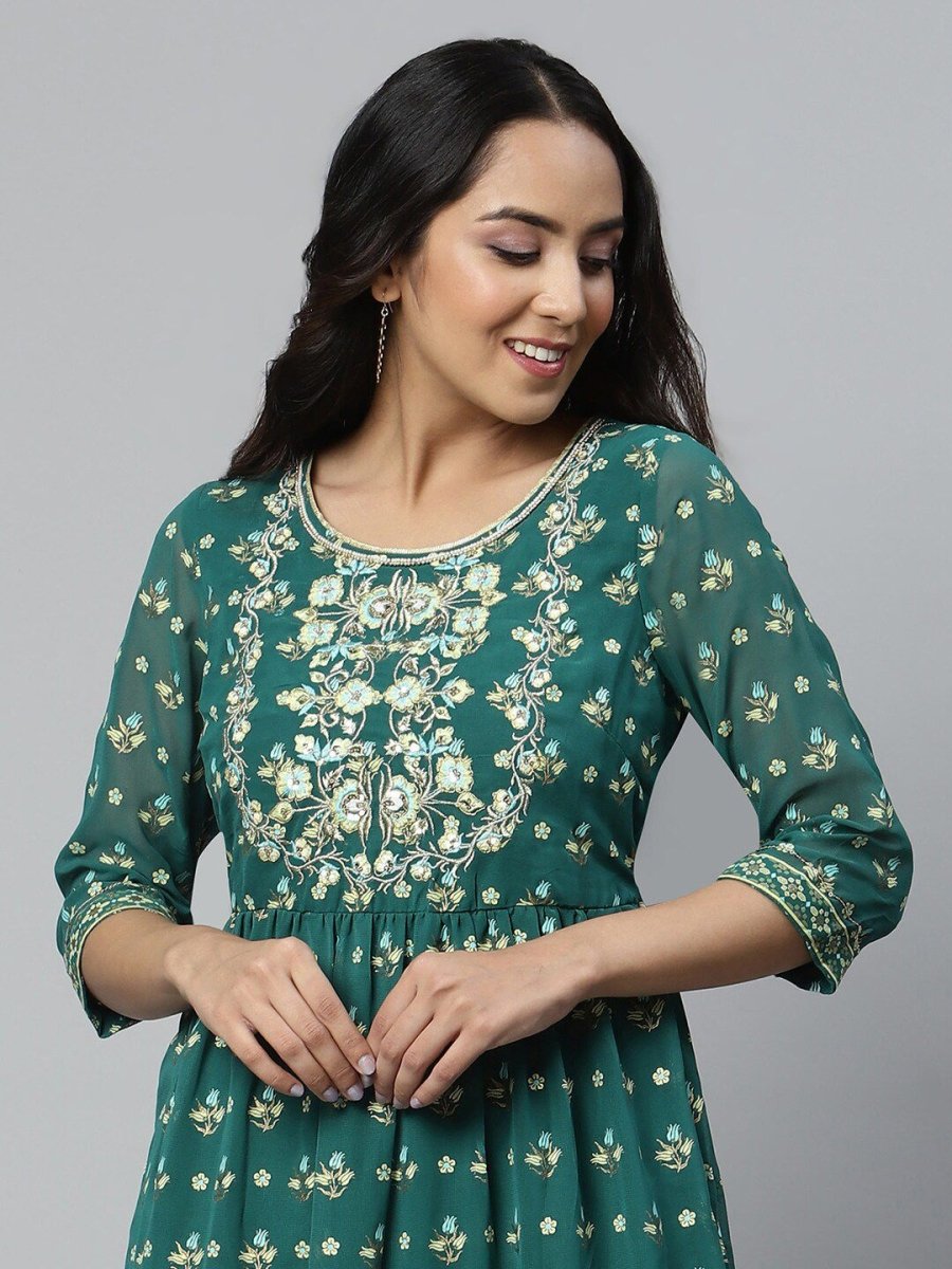 AURELIA Green Floral Printed Tiered Maxi Dress - Distacart