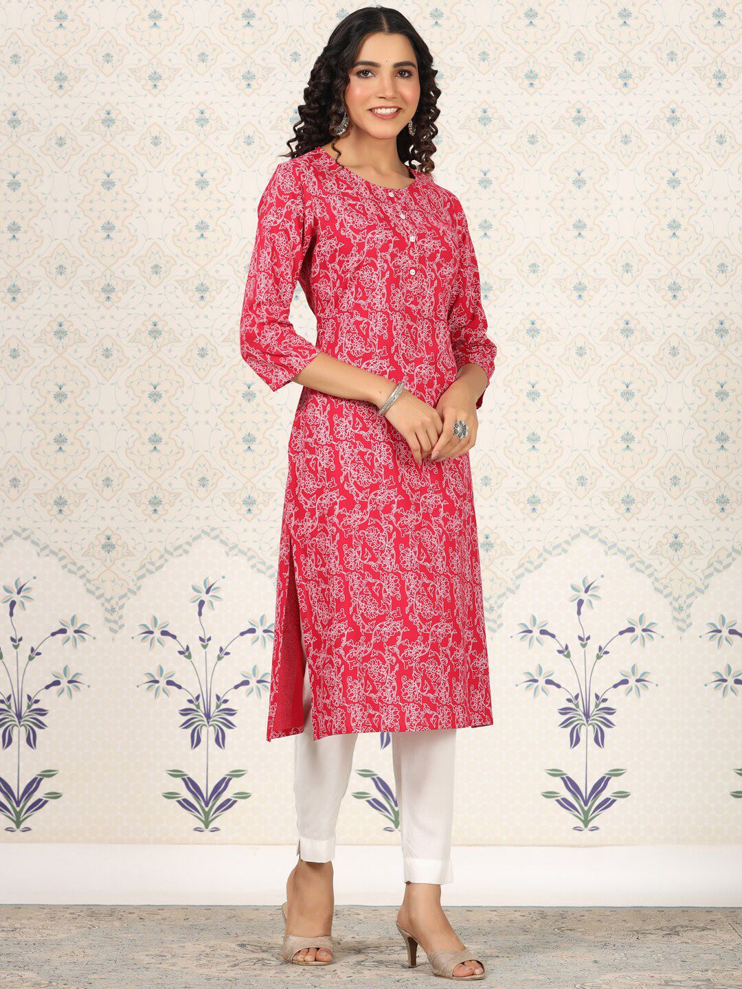 Ode by House of Pataudi Printed Round Neck Straight Kurta - Distacart