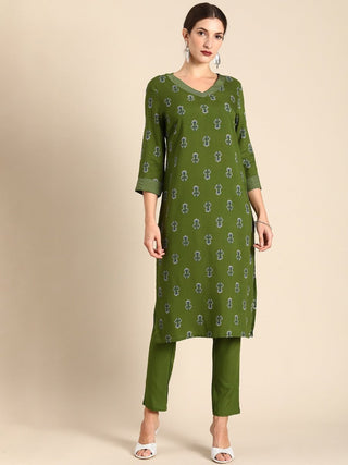 All About You Women Green Floral Printed Regular V-Neck Kurta with Trousers - Distacart