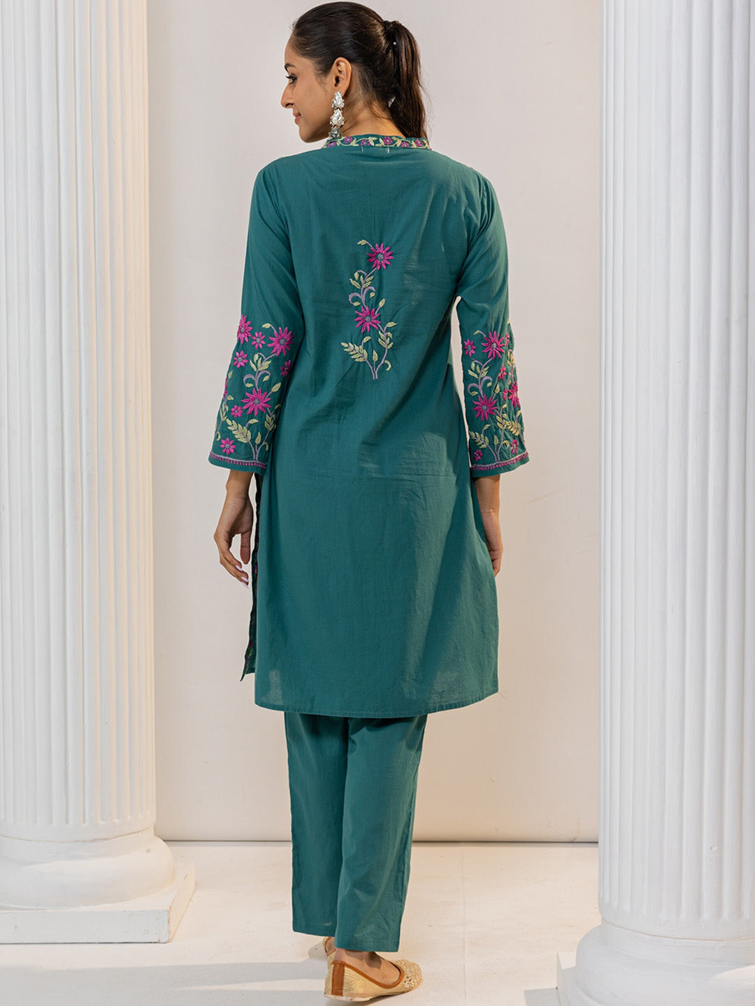 HOUSE OF KARI Floral Embroidered Regular Chikankari Kurta with Trousers - Distacart