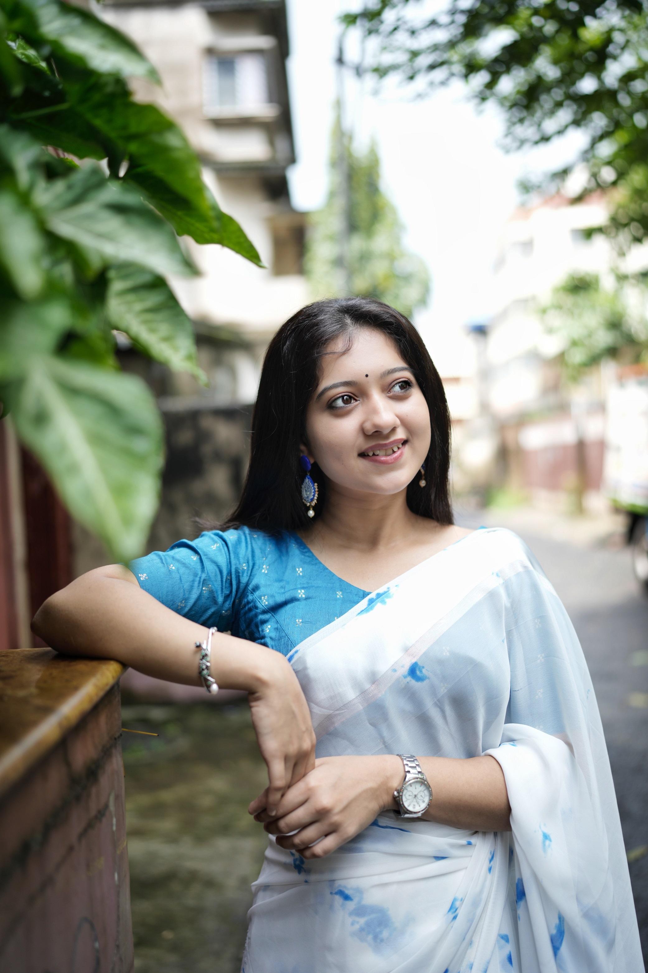 Blue Poly Georgette Tie And Dye Saree with Unstitched Blouse - A2M