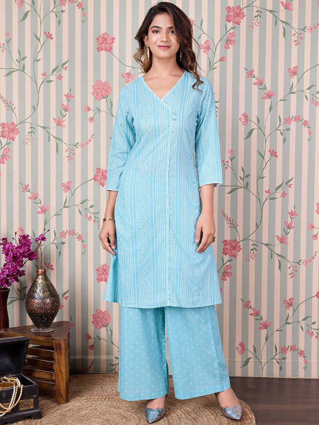 Ode by House of Pataudi Bandhani Printed Regular Pure Cotton Kurta with Trousers - Distacart