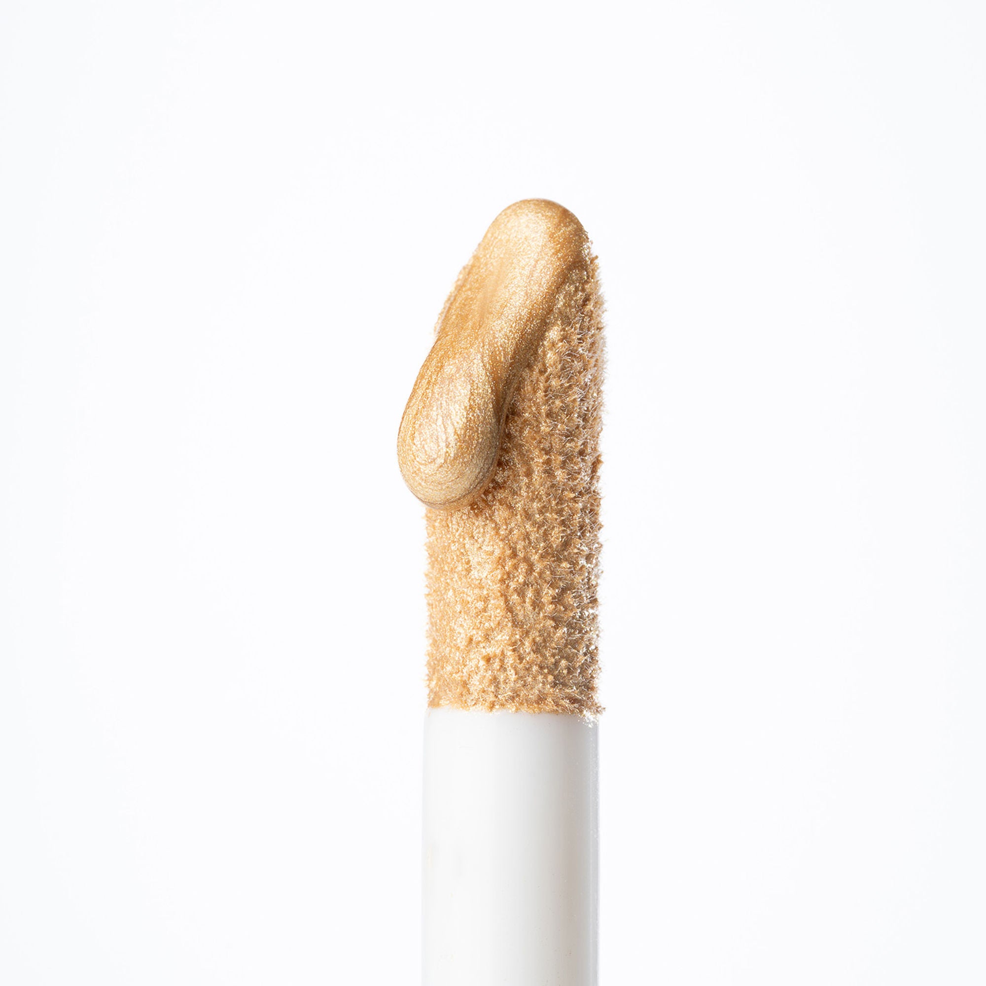 PAC Studio Spotlight Radiance Liquid Highlighter - Gold - Distacart