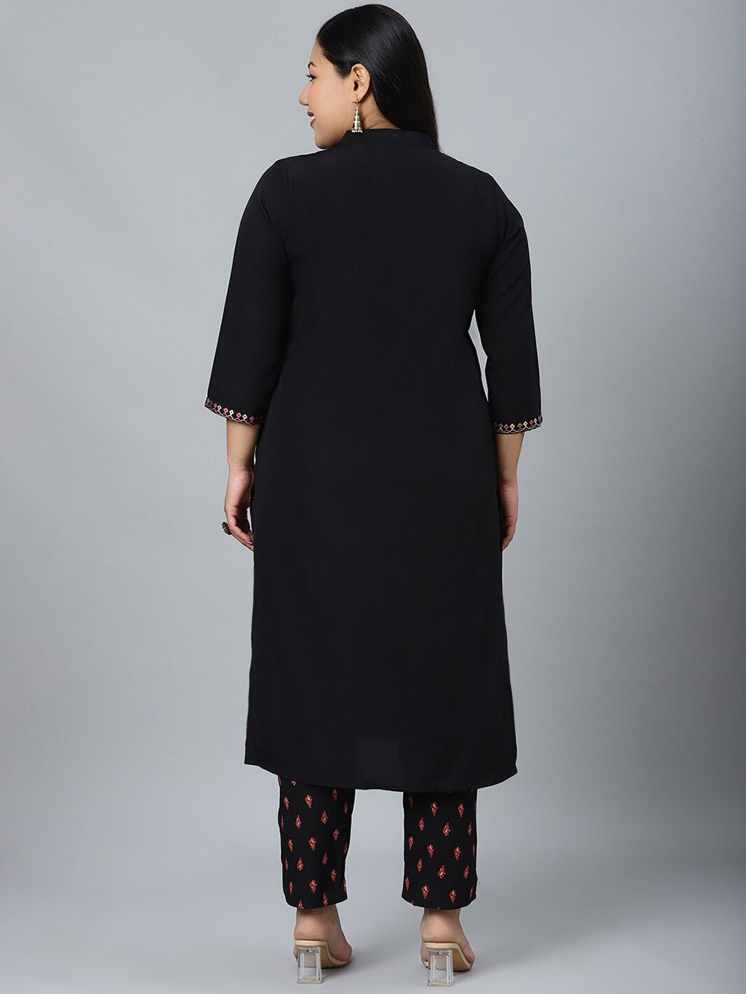Sztori Floral Printed Regular Kurta with Trousers