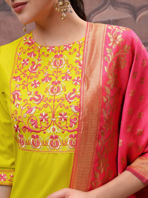 Vishudh Green Embroidered Straight Kurta with Trouser & Dupatta
