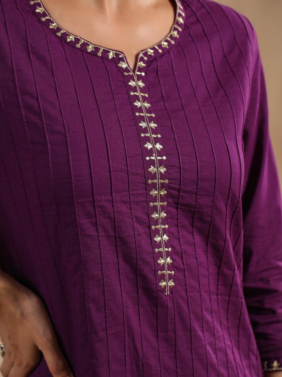 Anubhutee Pleated Thread Work Pure Cotton Straight Kurta - Distacart