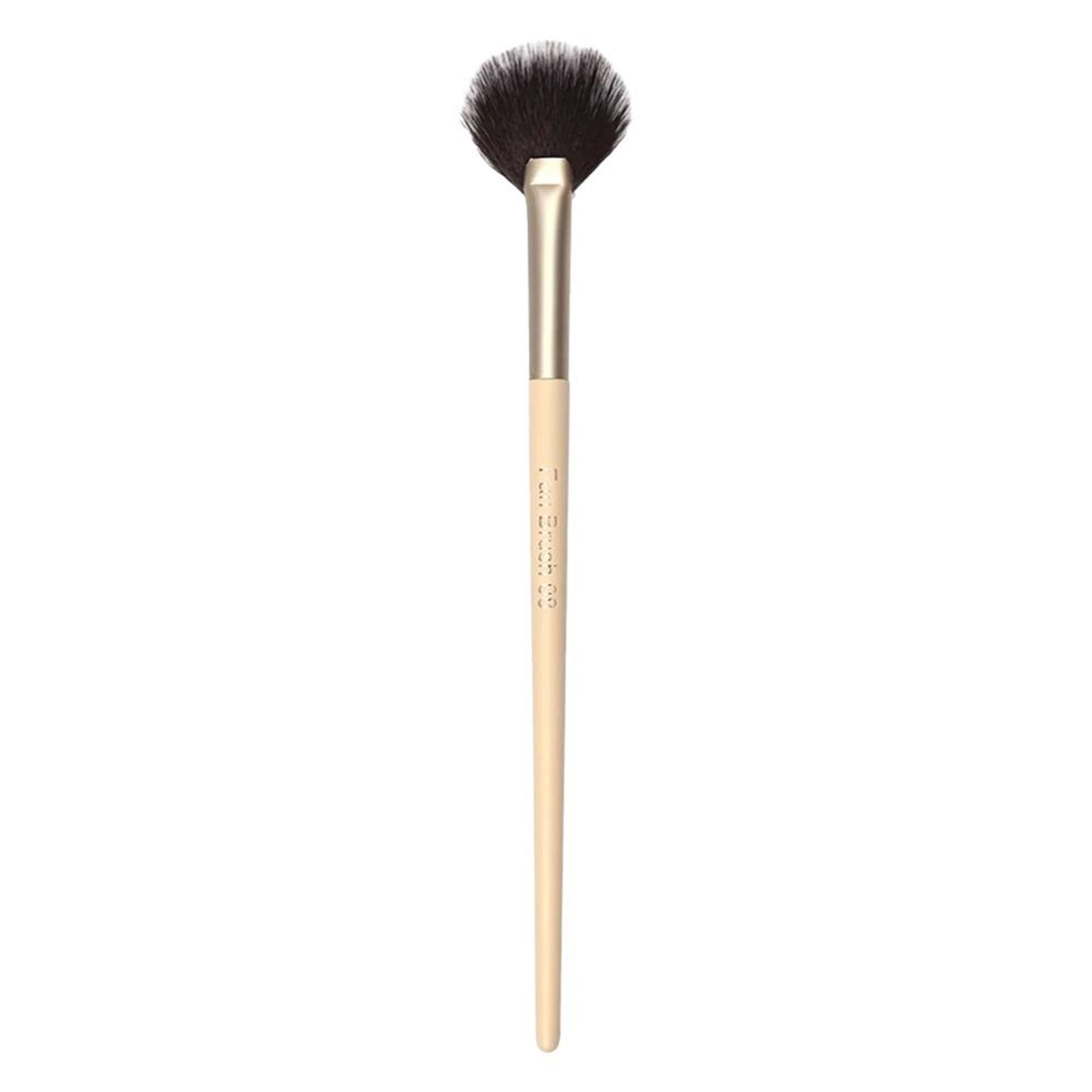 Milagro Beauty Fan Brush 08 - Distacart
