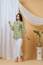 Thumbnail for Joban Fashion Green Floral Hand Block Printed Cotton Co-Ord Set - Distacart