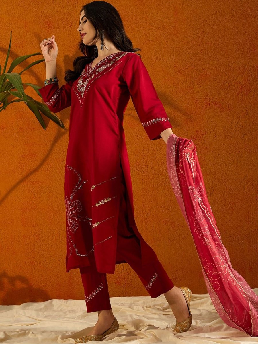 Anouk Floral Embroidered Regular Beads & Stones Straight Kurta With Trousers & Dupatta