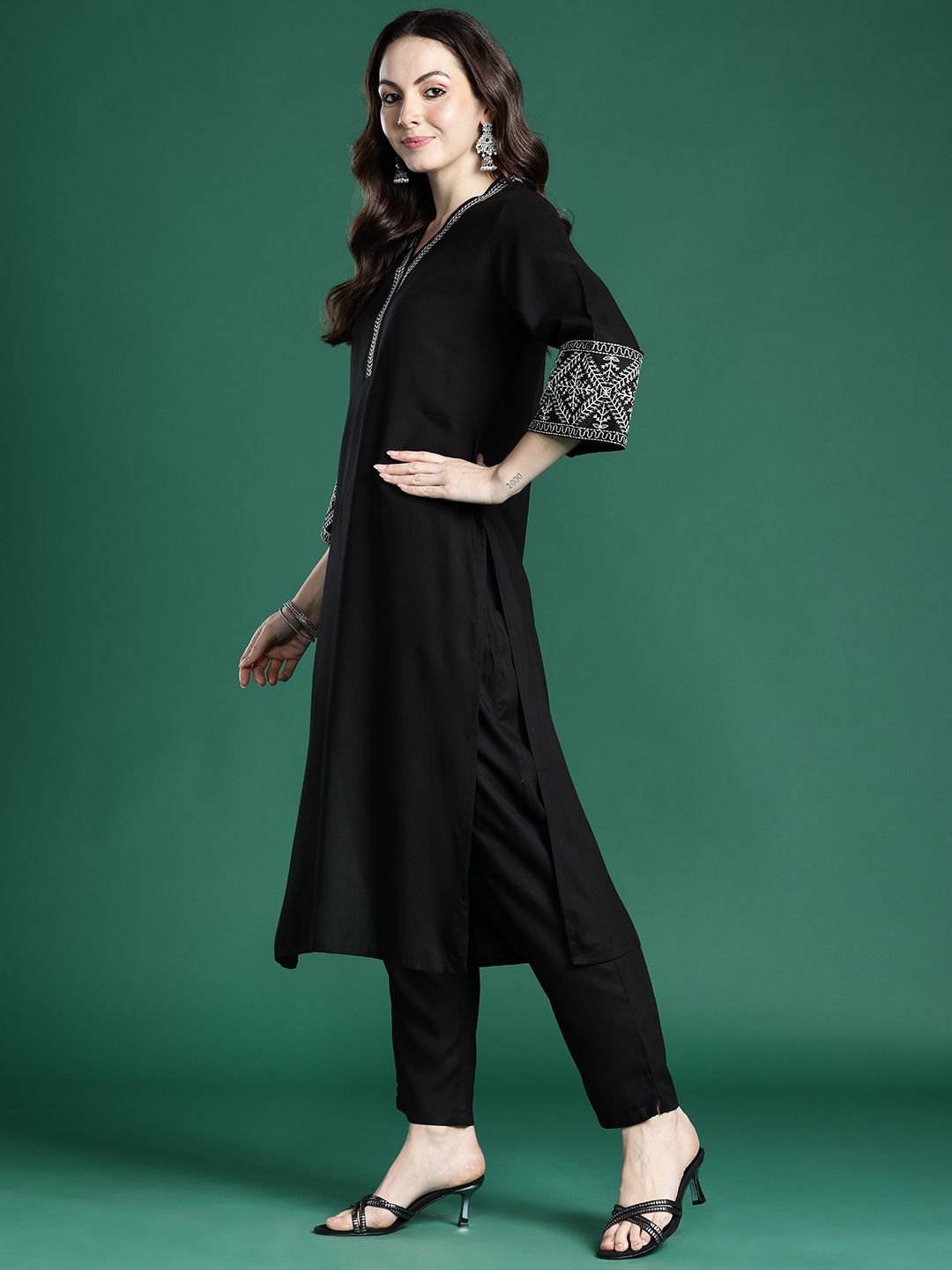 Indo Era Ethnic Motifs Embroidered Regular Kurta with Trousers