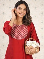 Thumbnail for Ode by House of Pataudi Floral Embroidered Kurta - Distacart