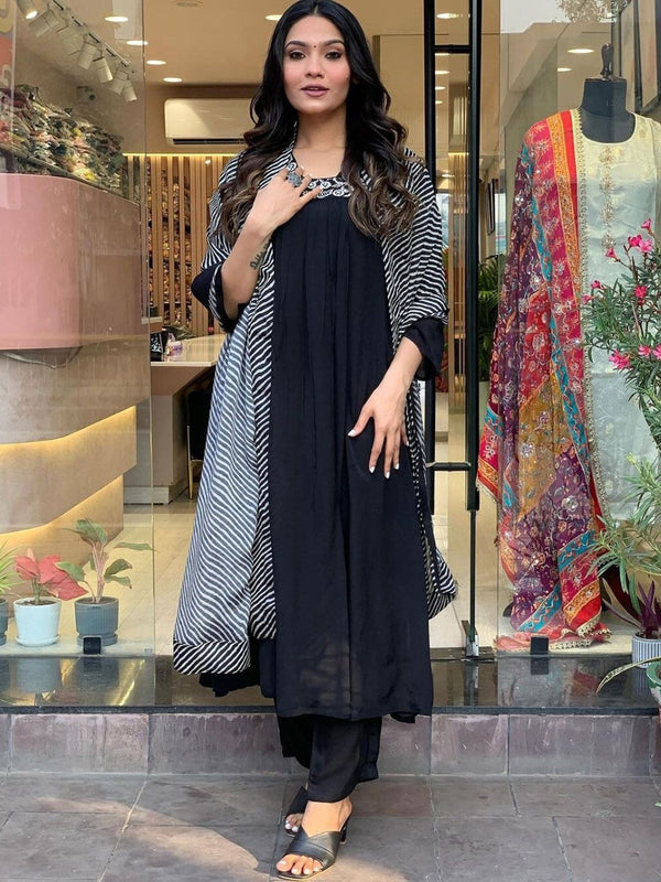 Kalini Ethnic Motifs Yoke Design Thread Work Detailed A-Line Kurta & Trouser With Dupatta