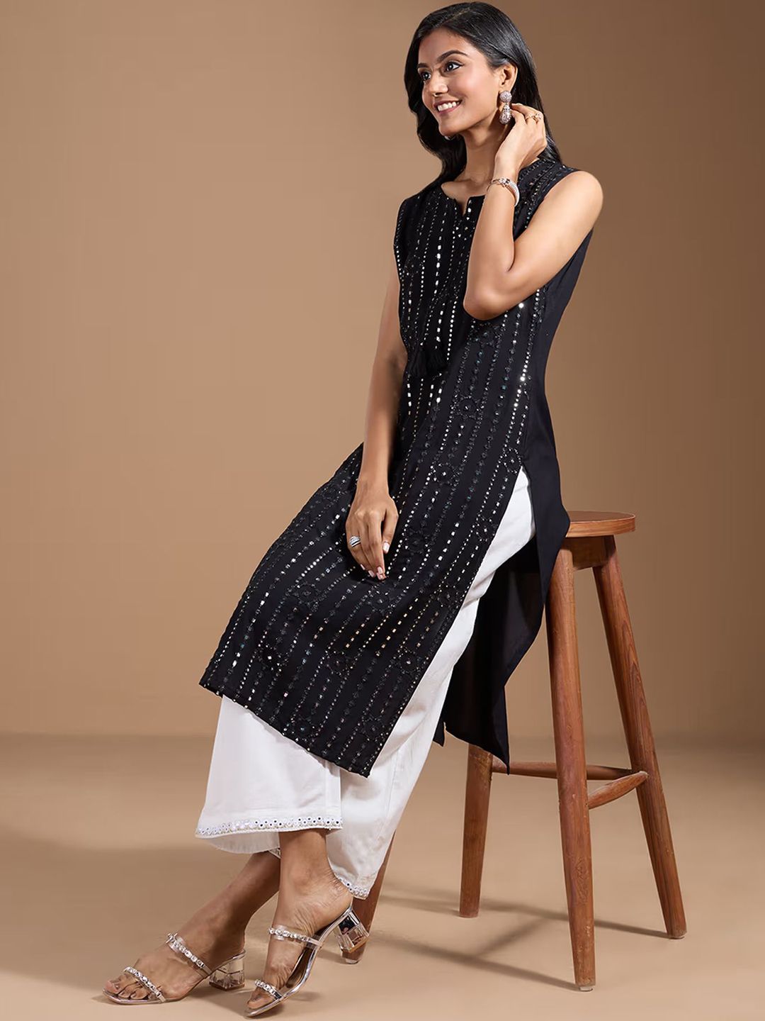 Ode by House of Pataudi Women Thread Work Kurta - Distacart
