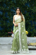 Thumbnail for 0R2A3111-min (2)