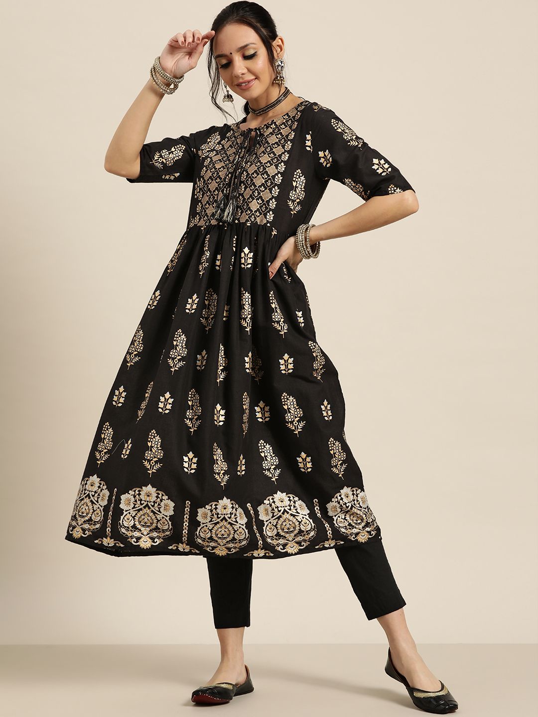 Sangria Women Black & Golden Ethnic Motifs Printed Kurta