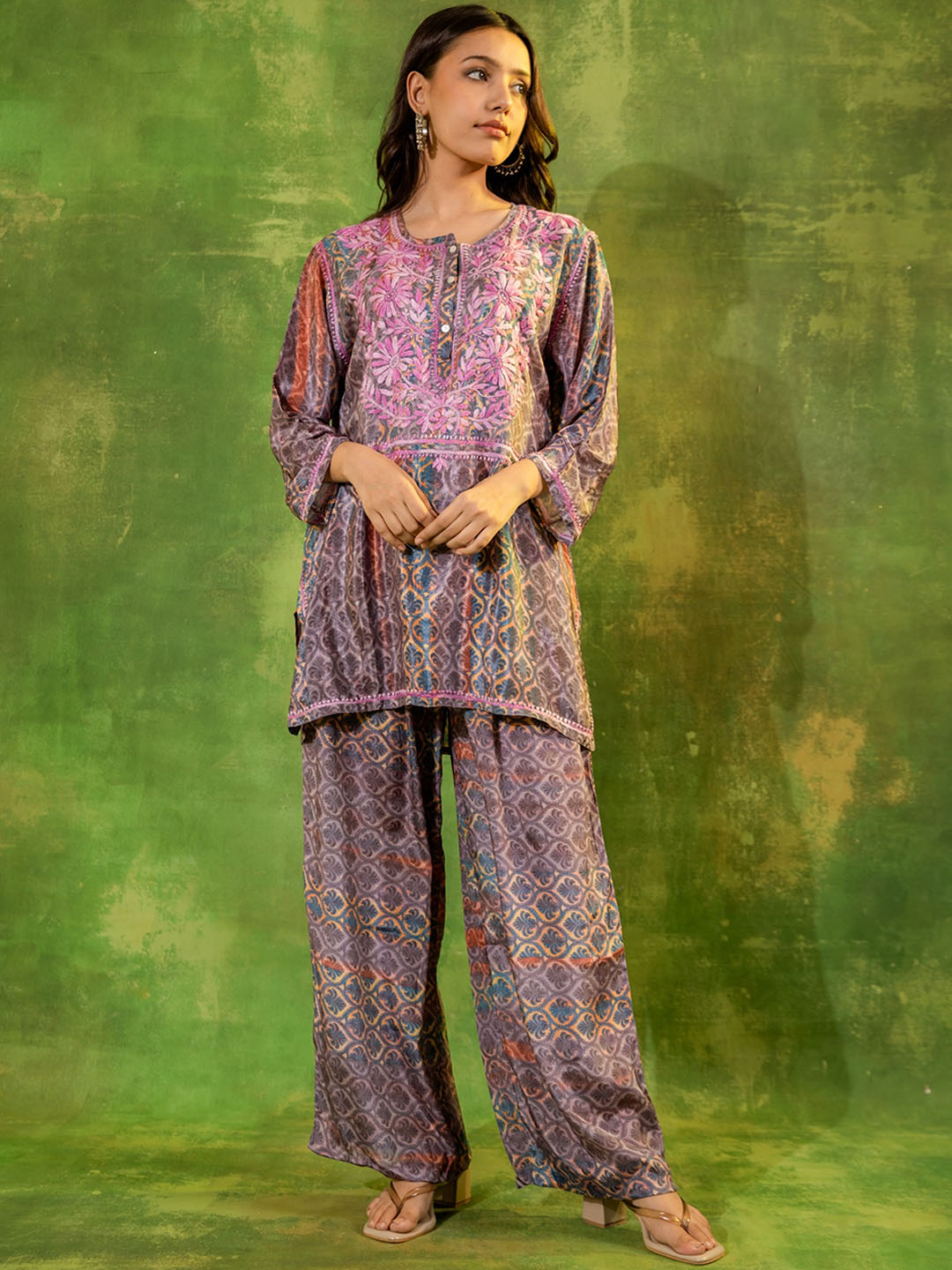 HOUSE OF KARI Floral Embroidered Regular Chikankari Straight Kurta with Palazzos - Distacart