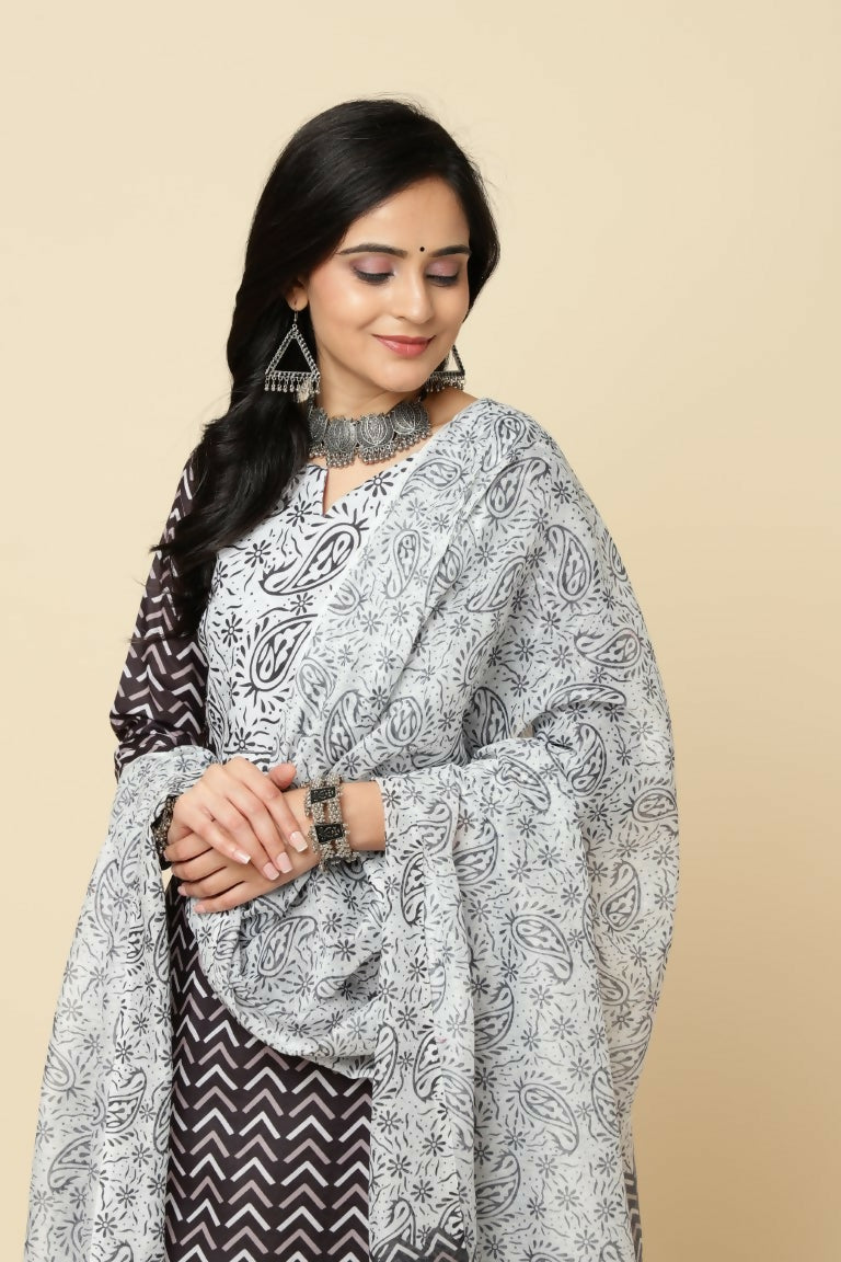 Designer Stylish Pink Cotton Blend Stitched Suit With Dupatta - Tanisha - Distacart