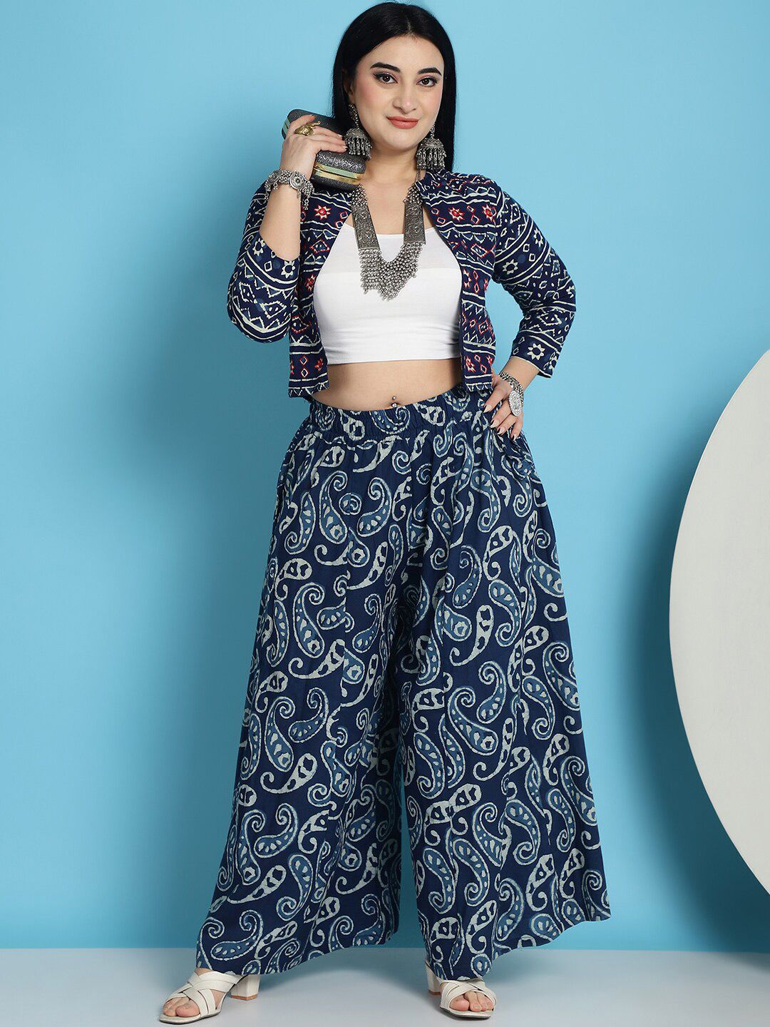TAG 7 Women Paisley Printed Flared Palazzos