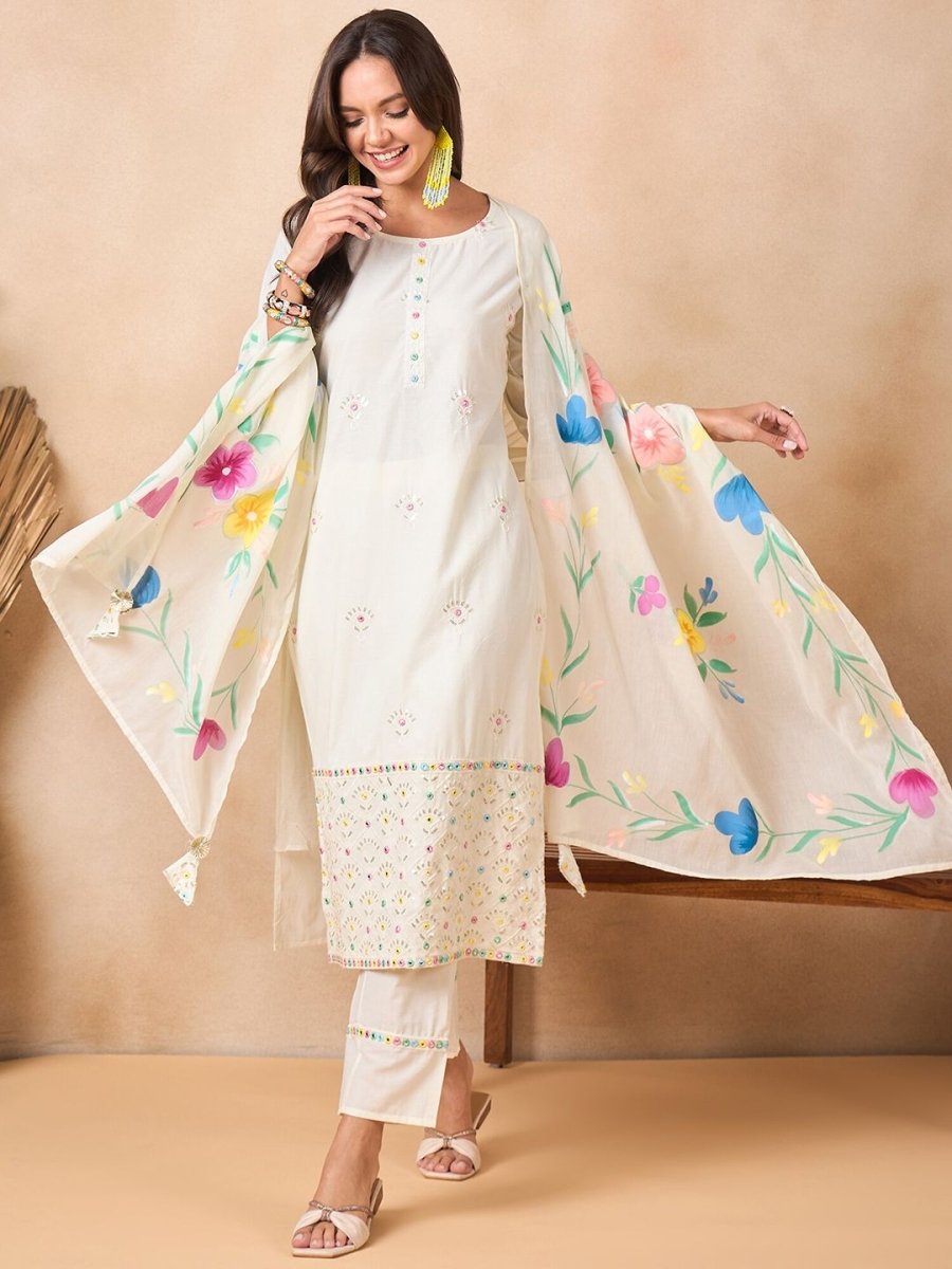 Anouk Women Floral Embroidered Regular Thread Work Pure Cotton Kurta with Trousers & With Dupatta