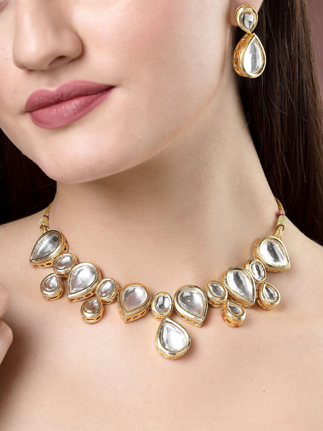 NVR Women's Gold Kundan-Studded Handcrafted Jewellery Set - Distacart
