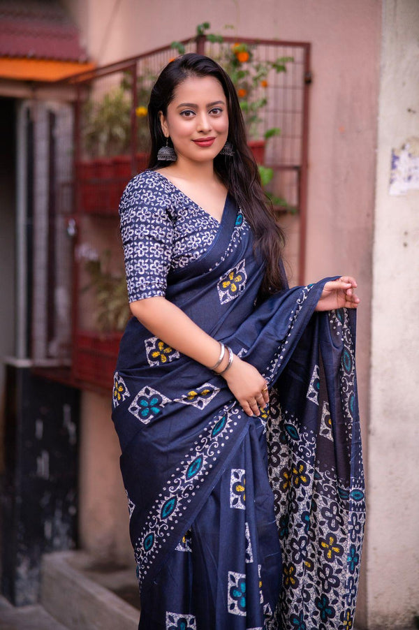 Blue Silk Blend Ethnic Motifs Saree with Unstitched Blouse - A2M