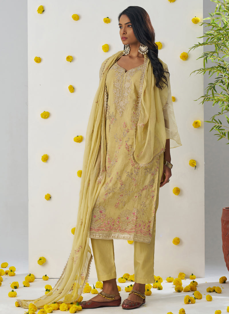 Vegaa Fashion Light Yellow Organza Embroidered Salwar Suit