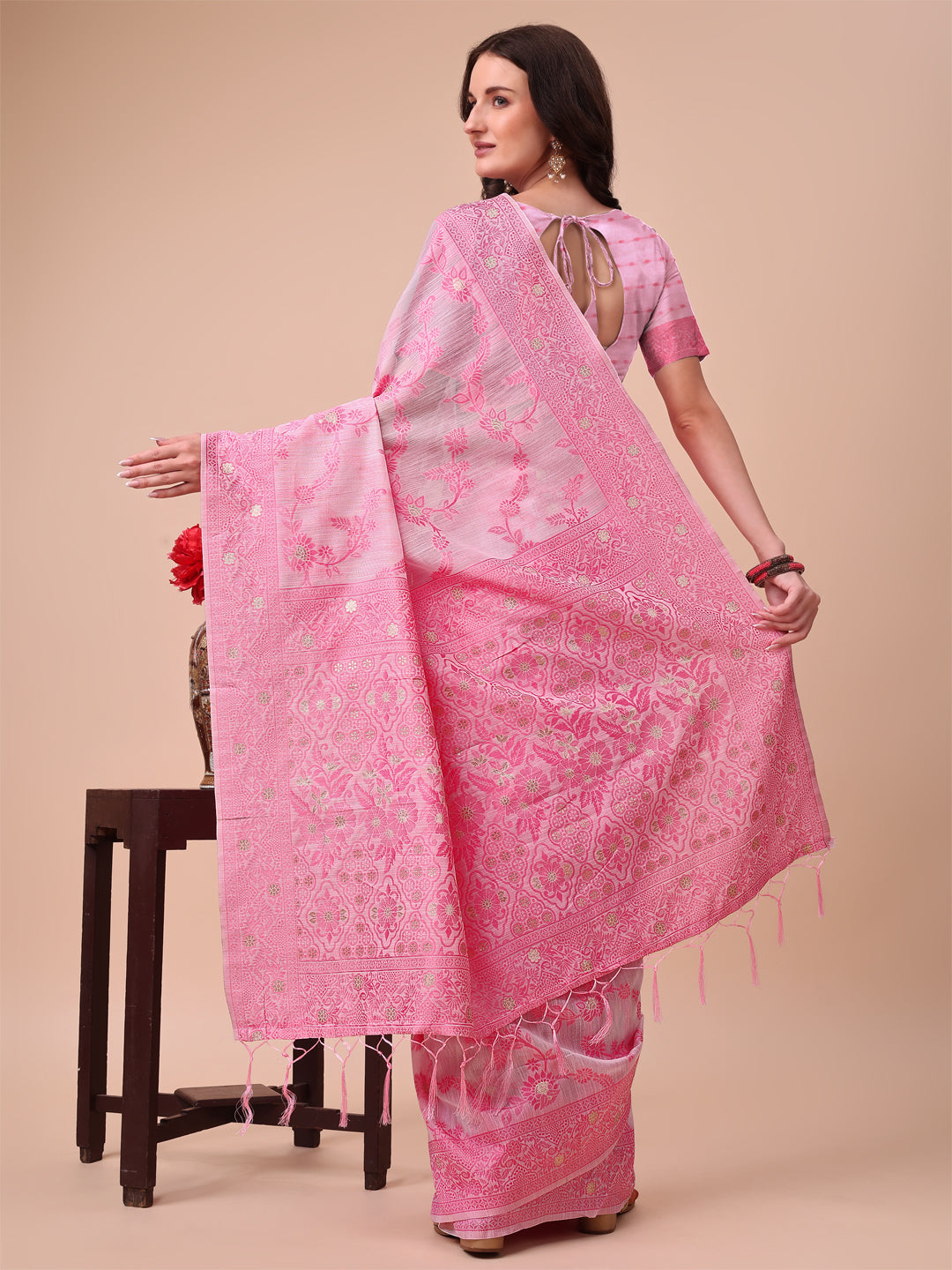 Aanika Women Pink Cotton Saree With UnStiched Blouse - Distacart