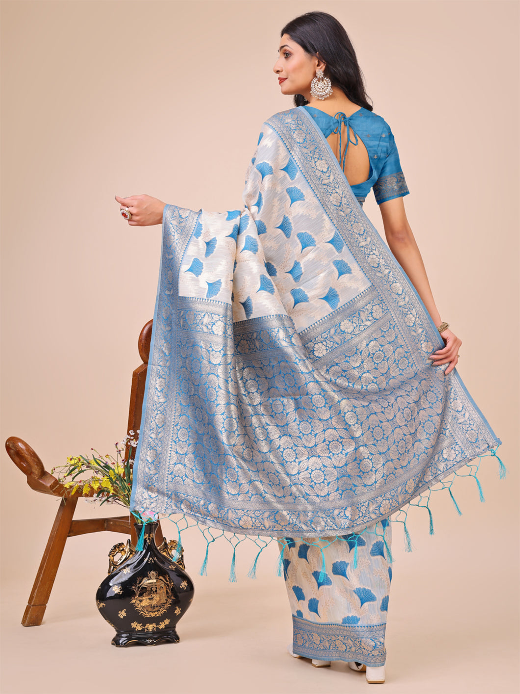 Aanika Women Sky Blue Linen Cotton Saree With UnStiched Blouse - Distacart