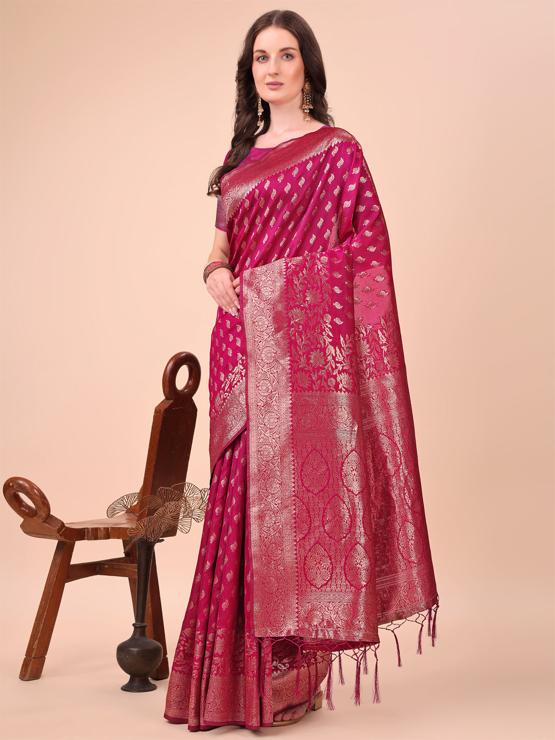 Aanika Women Magenta Lichi Silk Saree With UnStiched Blouse - Distacart