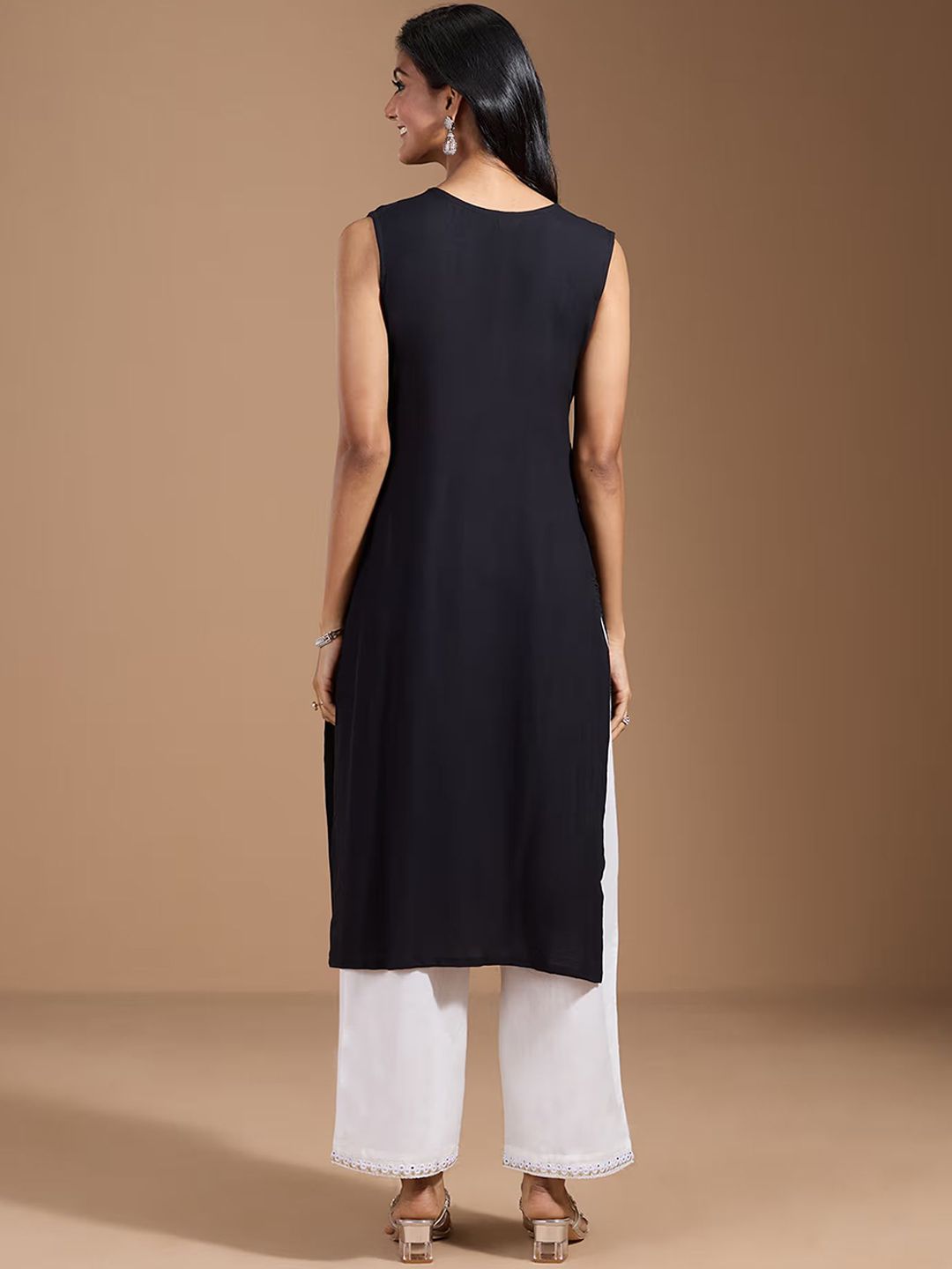 Ode by House of Pataudi Women Thread Work Kurta - Distacart