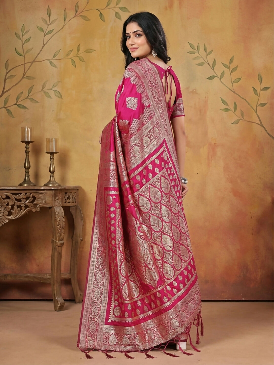 Shree Shyam Fashion Magenta Silk Blend Saree - Distacart