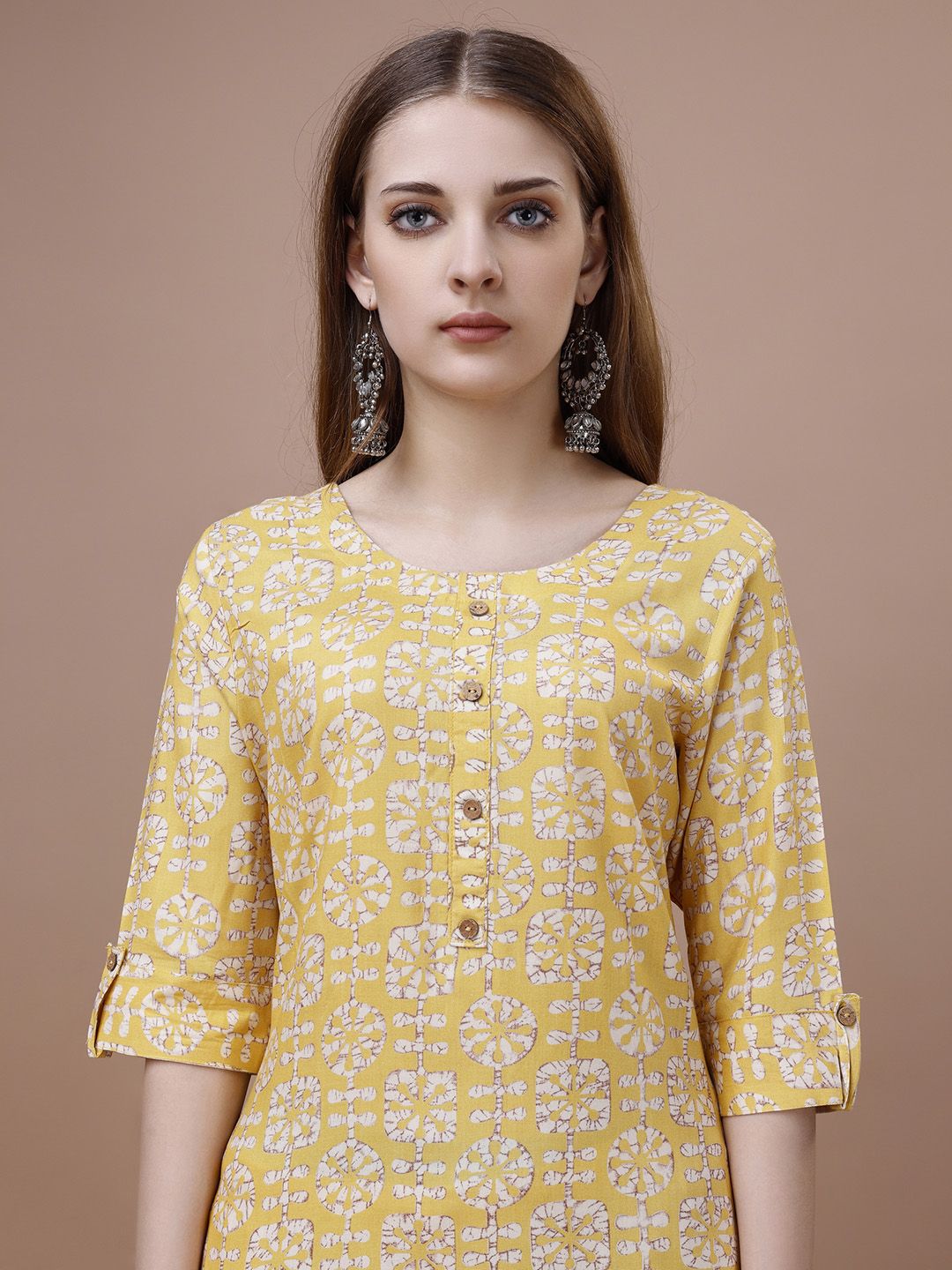 Ode by House of Pataudi Yellow Floral Printed Round Neck Straight Kurta - Distacart
