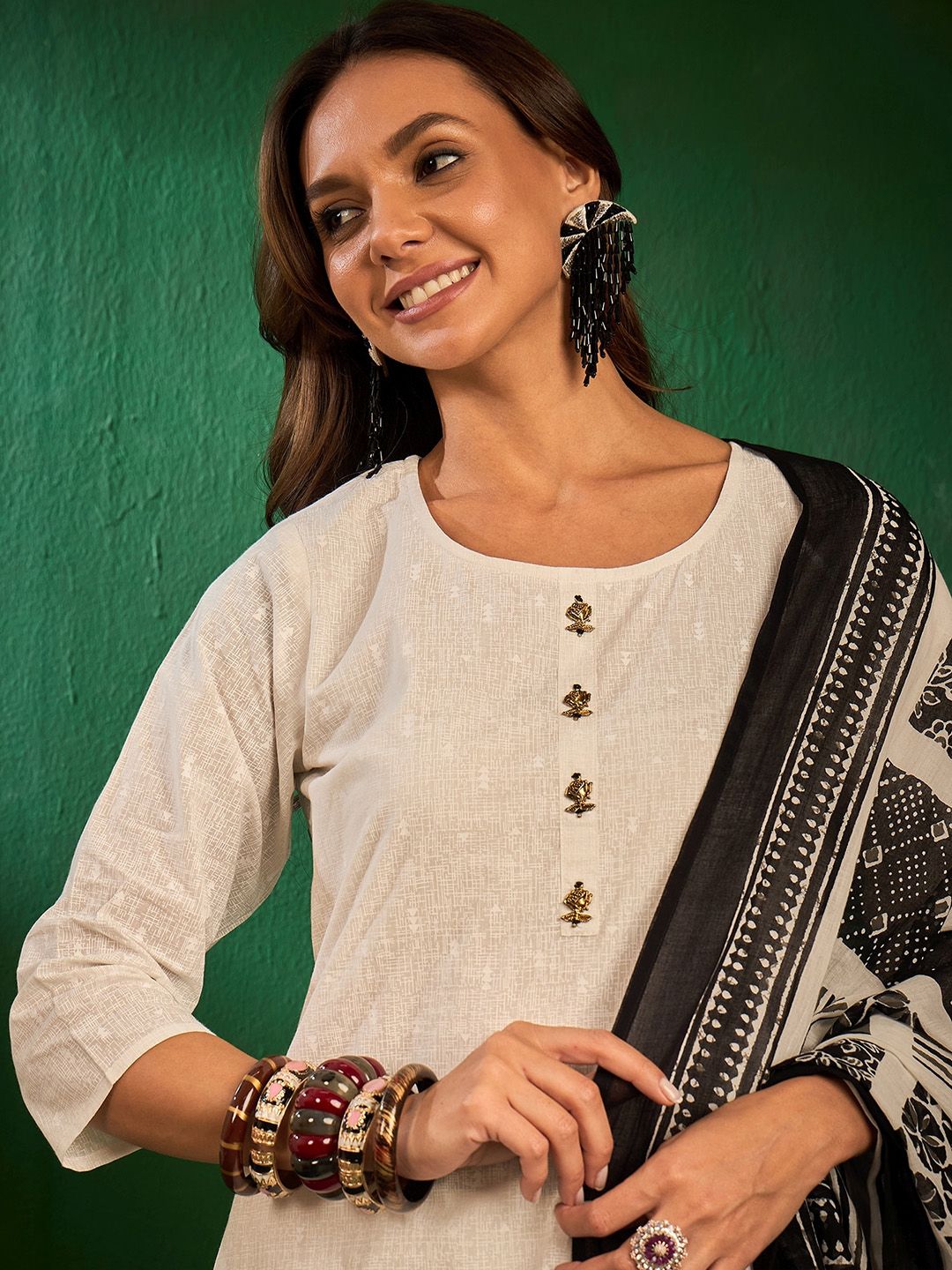 Sangria Floral Embroidered Pure Cotton Thread Work Kurta with Trousers & Dupatta - Distacart