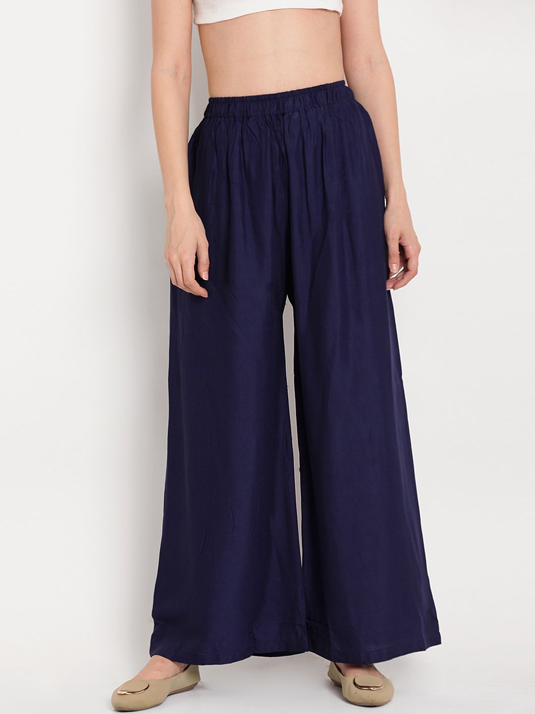 TAG 7 Women Navy Blue Solid Flared Palazzos - Distacart