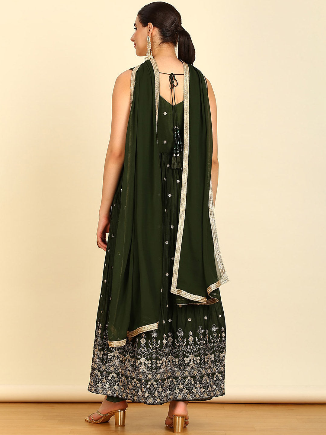 Soch V Neck Ethnic Motifs Embroidered Pleated Sequinned Kurta Set - Distacart
