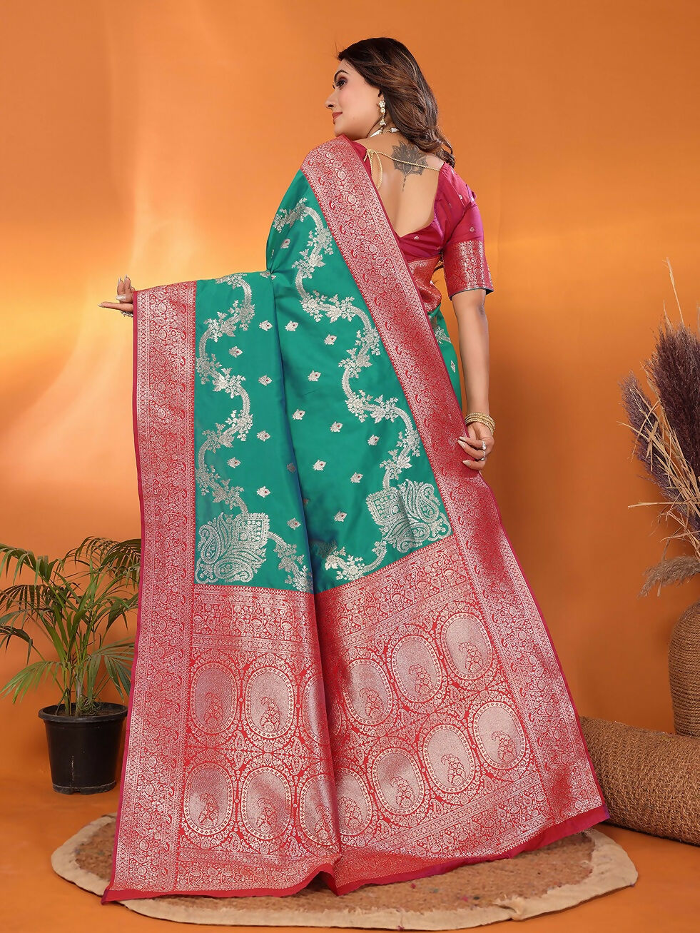 Joban Fashion Banarasi Pine Green Woven Soft Silk Saree