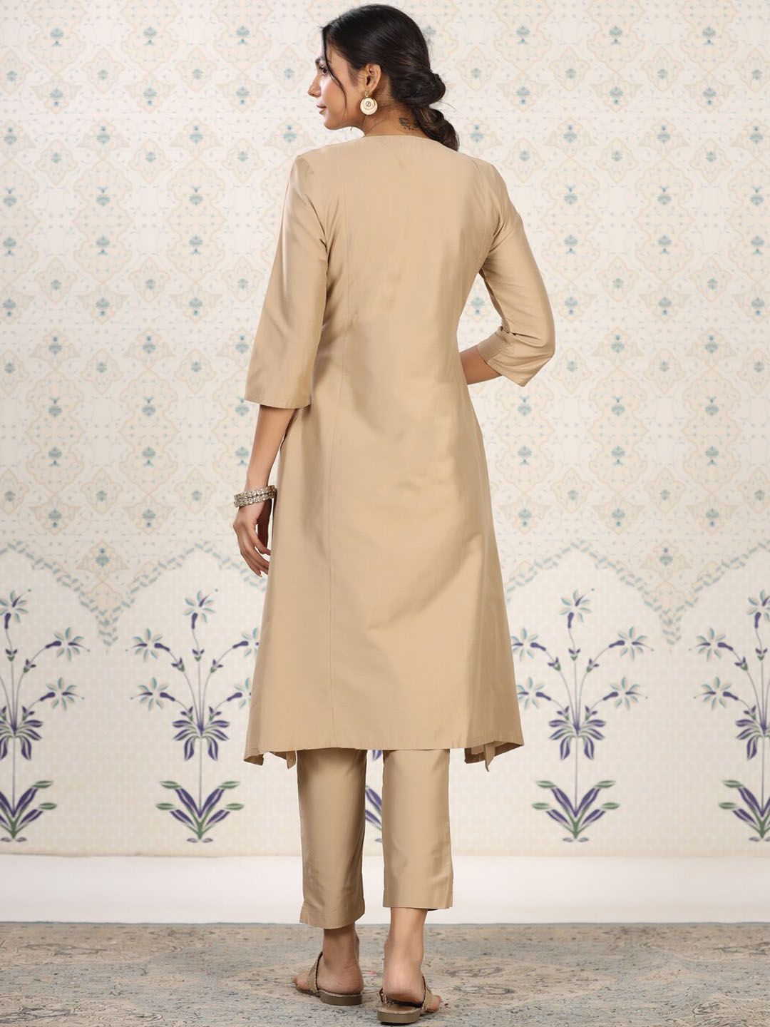 Ode by House of Pataudi Women Floral Yoke Design Thread Work Kurta - Distacart