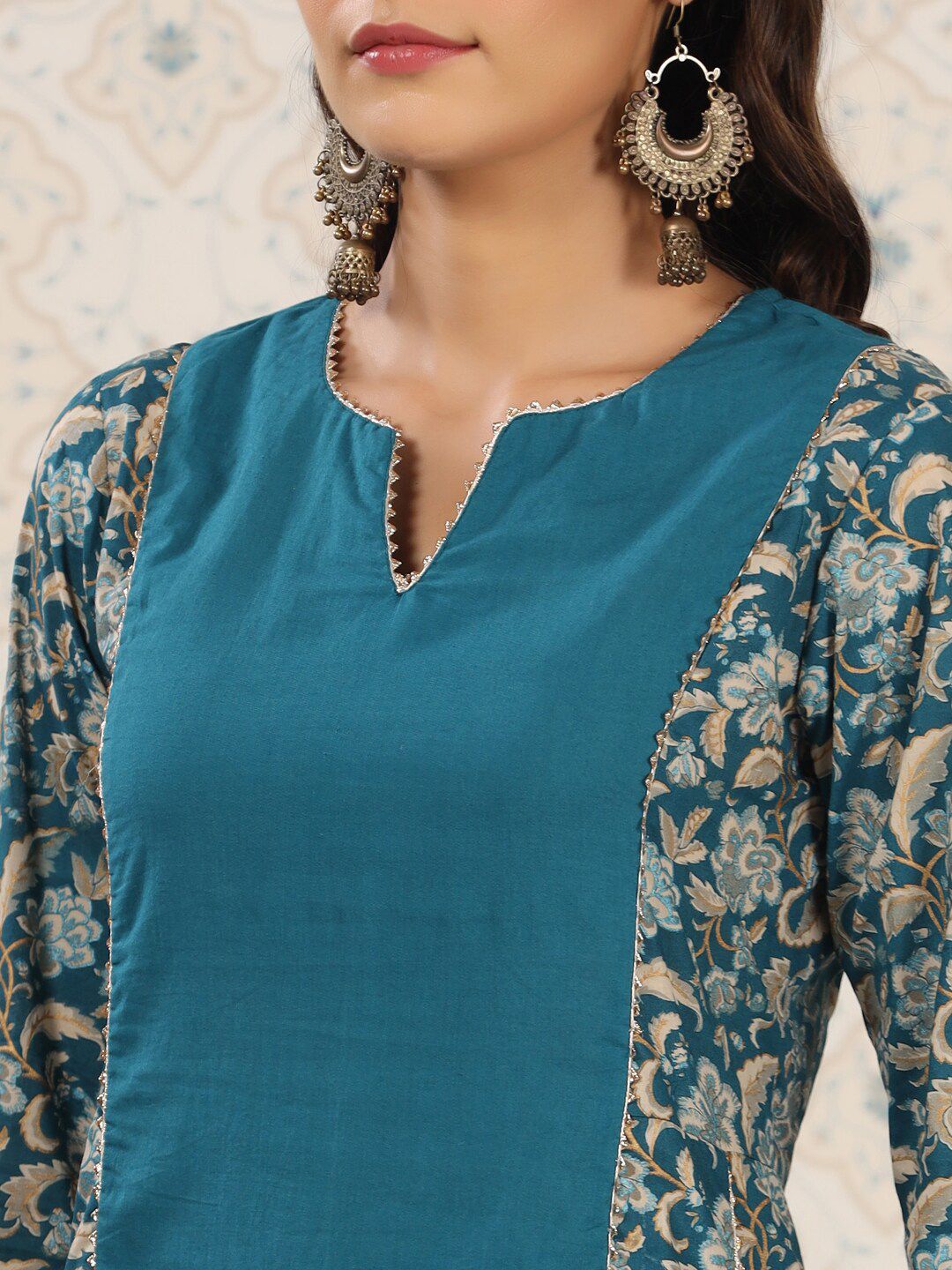 Ode by House of Pataudi Floral Printed Panelled Gotta Patti Pure Cotton Kurta Set - Distacart