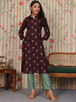 Thumbnail for Ode by House of Pataudi Ethnic Motifs Regular Chanderi Silk Straight Kurta With Trousers - Distacart