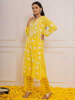 Thumbnail for HOUSE OF KARI Floral Embroidered Chikankari Kurta - Distacart