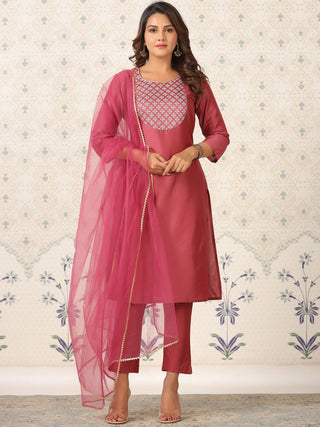 Ode by House of Pataudi Floral Yoke Design Thread Work Kurta with Trousers & Dupatta - Distacart